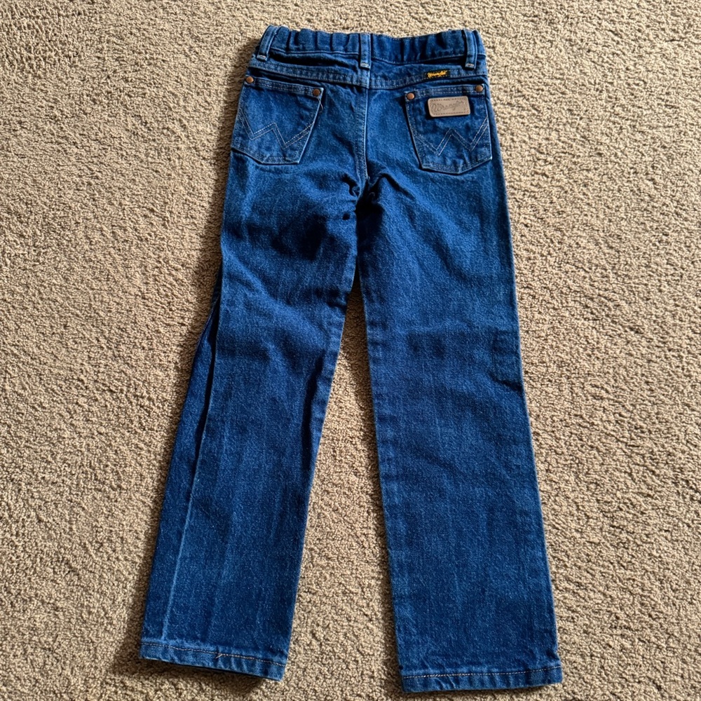 Boys Wrangler Jeans 13MWZJP, 7 Reg, adjustable waist, waist to end of leg 29”